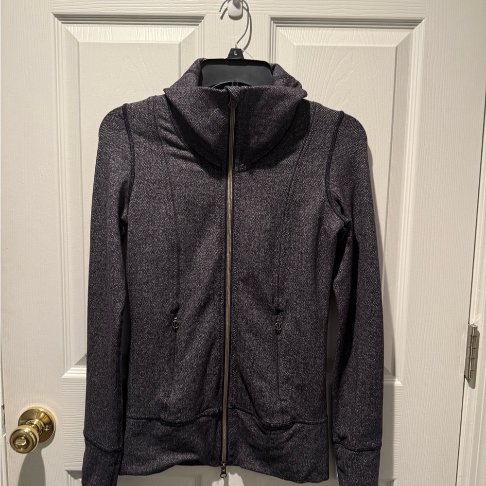 Lululemon Daily Yoga Jacket Herring Bone Size 2 - Picture 3 of 6